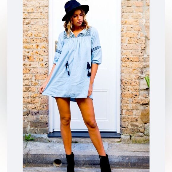 H&M LIGHT DENIM BLUE Embroidered Dress Tassle 10 - Picture 1 of 12